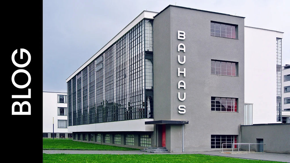 Sie sehen das Bauhaus Gebäude der einstigen Design Schule